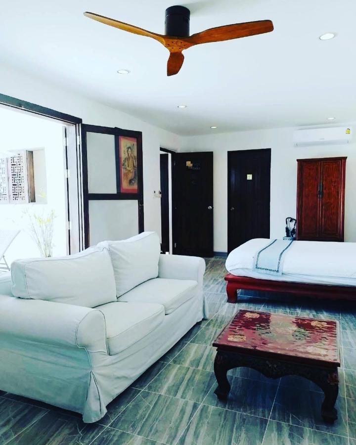 Btc Boutique Resort Private Pool Villas Hua Hin บ้านทะเลจีน บูติค รีสอร์ท หัวหิน Εξωτερικό φωτογραφία